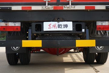 ����Ǭ��K6 180���� 2.5L���� 4X2 ��ʿ��6�� ���� 4.1����س�ͼƬ