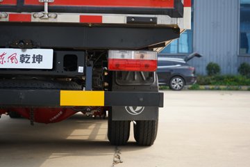 ����Ǭ��K6 180���� 2.5L���� 4X2 ��ʿ��6�� ���� 4.1����س�ͼƬ