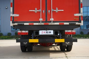 ����Ǭ��K6 180���� 2.5L���� 4X2 ��ʿ��6�� ���� 4.1����س�ͼƬ