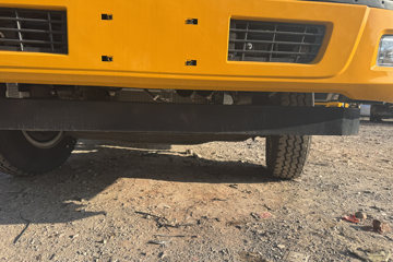 ���������ȷ�M3 180���� 4X2 ���ϳ�(��������)ͼƬ