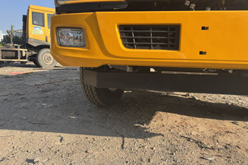 ���������ȷ�M3 180���� 4X2 ���ϳ�(��������)ͼƬ