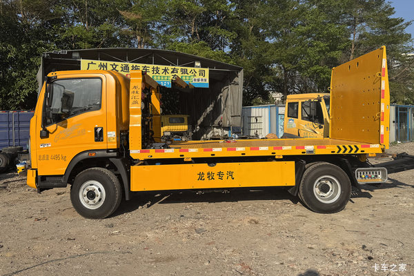 广州白云区重载蓝牌清障车，轻松拖运工程机械，现车现定现提！