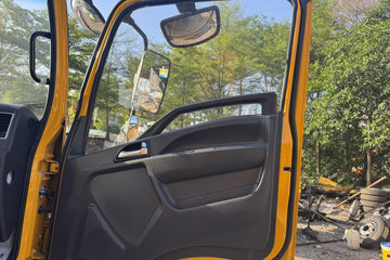 ���������ȷ�M3 180���� 4X2 ���ϳ�(��������)ͼƬ