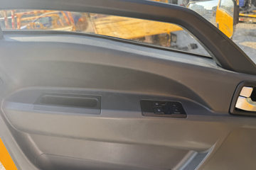 ���������ȷ�M3 180���� 4X2 ���ϳ�(��������)ͼƬ