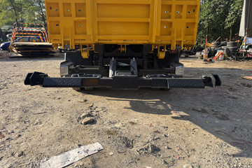 ���������ȷ�M3 180���� 4X2 ���ϳ�(��������)ͼƬ