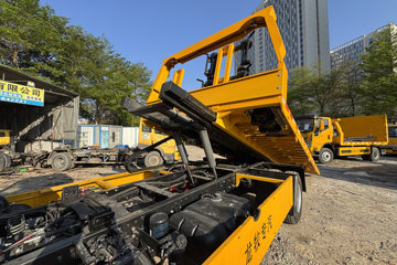 ���������ȷ�M3 180���� 4X2 ���ϳ�(��������)ͼƬ