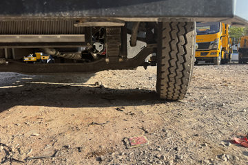 ���������ȷ�M3 180���� 4X2 ���ϳ�(��������)ͼƬ