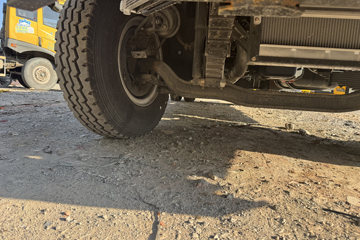 ���������ȷ�M3 180���� 4X2 ���ϳ�(��������)ͼƬ