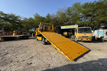 ���������ȷ�M3 180���� 4X2 ���ϳ�(��������)ͼƬ