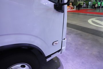����Ծ�� ����T1 ���а� ��ɲ 4.17�׵��Ŵ��綯��ʽ�Ῠ ����ʱ��100.07kWhͼƬ