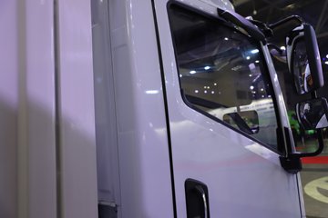 ����Ծ�� ����T1 ���а� ��ɲ 4.17�׵��Ŵ��綯��ʽ�Ῠ ����ʱ��100.07kWhͼƬ