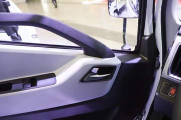 ����Ծ�� ����T1 ���а� ��ɲ 4.17�׵��Ŵ��綯��ʽ�Ῠ ����ʱ��100.07kWhͼƬ