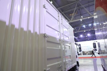 ����Ծ�� ����T1 ���а� ��ɲ 4.17�׵��Ŵ��綯��ʽ�Ῠ ����ʱ��100.07kWhͼƬ