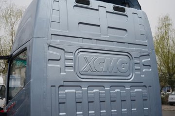 �칤�Ῠ ���� �߶� ��ɲ 4.4�׵��Ŵ��綯��ʽ�Ῠ �д��º�133.94kWhͼƬ