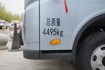 �칤�Ῠ ���� �߶� ��ɲ 4.4�׵��Ŵ��綯��ʽ�Ῠ �д��º�133.94kWhͼƬ