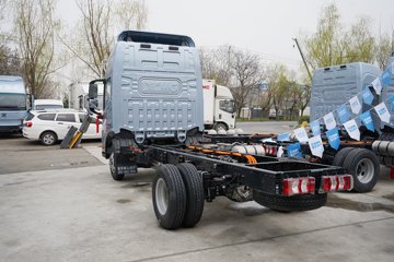 �칤�Ῠ ���� �߶� ��ɲ 4.4�׵��Ŵ��綯��ʽ�Ῠ �д��º�133.94kWhͼƬ