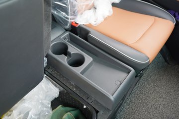 �칤�Ῠ ���� �߶� ��ɲ 4.4�׵��Ŵ��綯��ʽ�Ῠ �д��º�133.94kWhͼƬ