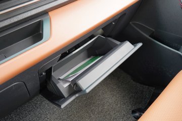 �칤�Ῠ ���� �߶� ��ɲ 4.4�׵��Ŵ��綯��ʽ�Ῠ �д��º�133.94kWhͼƬ