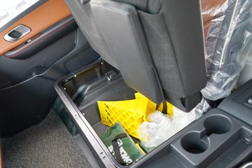 �칤�Ῠ ���� �߶� ��ɲ 4.4�׵��Ŵ��綯��ʽ�Ῠ �д��º�133.94kWhͼƬ