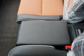 �칤�Ῠ ���� �߶� ��ɲ 4.4�׵��Ŵ��綯��ʽ�Ῠ �д��º�133.94kWhͼƬ