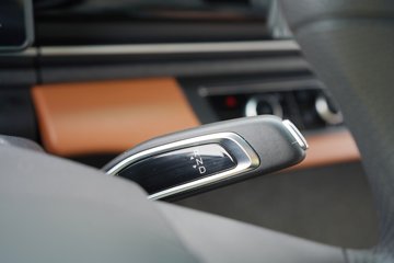 �칤�Ῠ ���� �߶� ��ɲ 4.4�׵��Ŵ��綯��ʽ�Ῠ �д��º�133.94kWhͼƬ