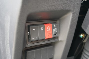 �칤�Ῠ ���� �߶� ��ɲ 4.4�׵��Ŵ��綯��ʽ�Ῠ �д��º�133.94kWhͼƬ