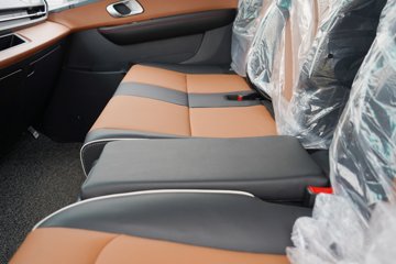 �칤�Ῠ ���� �߶� ��ɲ 4.4�׵��Ŵ��綯��ʽ�Ῠ �д��º�133.94kWhͼƬ