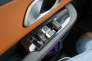 �칤�Ῠ ���� �߶� ��ɲ 4.4�׵��Ŵ��綯��ʽ�Ῠ �д��º�133.94kWhͼƬ