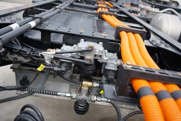 �칤�Ῠ ���� �߶� ��ɲ 4.4�׵��Ŵ��綯��ʽ�Ῠ �д��º�133.94kWhͼƬ