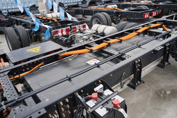 �칤�Ῠ ���� �߶� ��ɲ 4.4�׵��Ŵ��綯��ʽ�Ῠ �д��º�133.94kWhͼƬ