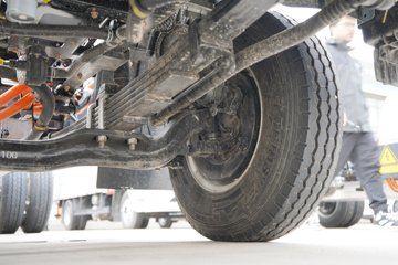 �칤�Ῠ ���� �߶� ��ɲ 4.4�׵��Ŵ��綯��ʽ�Ῠ �д��º�133.94kWhͼƬ