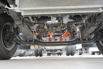 �칤�Ῠ ���� �߶� ��ɲ 4.4�׵��Ŵ��綯��ʽ�Ῠ �д��º�133.94kWhͼƬ