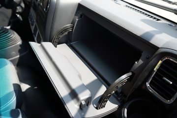����Ǭ��K6 2.5L���� 180���� ��ʿ��6�� ���� ��ɲ 4.17�׵��������ῨͼƬ