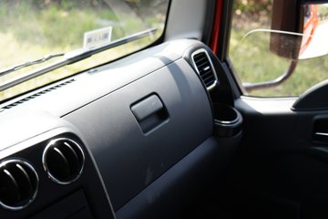 ����Ǭ��K6 2.5L���� 180���� ��ʿ��6�� ���� ��ɲ 4.17�׵��������ῨͼƬ