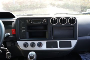 ����Ǭ��K6 2.5L���� 180���� ��ʿ��6�� ���� ��ɲ 4.17�׵��������ῨͼƬ