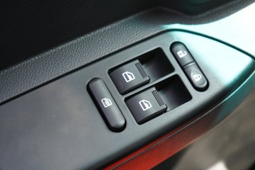 ����Ǭ��K6 2.5L���� 180���� ��ʿ��6�� ���� ��ɲ 4.17�׵��������ῨͼƬ