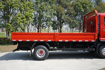 ����Ǭ��K6 2.5L���� 180���� ��ʿ��6�� ���� ��ɲ 4.17�׵��������ῨͼƬ