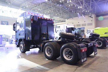 ��������i��ʨ ���ذ� 6X4 �߶� ���綯ǣ���� ����ʱ��600kWhͼƬ