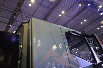 ��������i��ʨ ���ذ� 6X4 ƽ�� ���綯ǣ���� ����ʱ��400kWhͼƬ