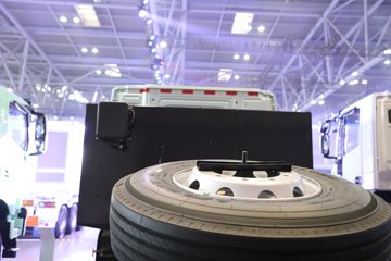 ��������i��ʨ ���ذ� 6X4 ƽ�� ���綯ǣ���� ����ʱ��400kWhͼƬ