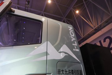 ��������i��ʨ ���ذ� 6X4 ƽ�� ���綯ǣ���� ����ʱ��400kWhͼƬ