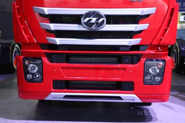 �������ҽ�ʨ ���ذ� 14.6L LNG 560���� 6X4 ��ʿ��16�� AMT�Զ��� �߶� ǣ����ͼƬ