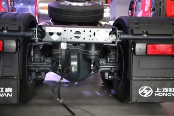 �������ҽ�ʨ ���ذ� 14.6L LNG 560���� 6X4 ��ʿ��16�� AMT�Զ��� �߶� ǣ����ͼƬ