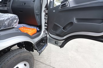 ����Ծ����ԽC300 6�� ������ʽ�Ῠ(�ƶ�����վ)ͼƬ