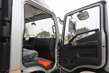 ����Ծ����ԽC300 6�� ������ʽ�Ῠ(�ƶ�����վ)ͼƬ