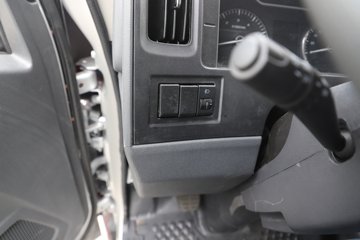 ����Ծ����ԽC300 6�� ������ʽ�Ῠ(�ƶ�����վ)ͼƬ