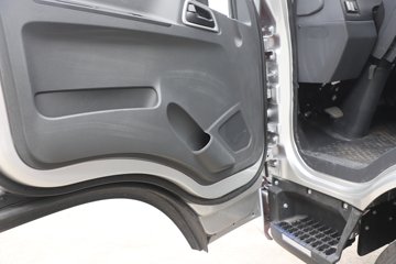 ����Ծ����ԽC300 6�� ������ʽ�Ῠ(�ƶ�����վ)ͼƬ