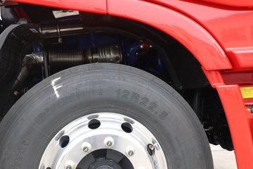 �������ҽ�ʨ ���ذ� 12.8L LNG 520���� 6X4 ��ʿ��12�� ǣ����ͼƬ