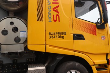 �������ҽ�ʨ 12.8L LNG 520���� 4X2 AMT�Զ��� ǣ����ͼƬ