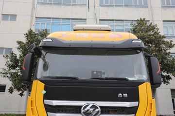 �������ҽ�ʨ 12.8L LNG 520���� 4X2 AMT�Զ��� ǣ����ͼƬ